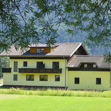 Guest house Kammleitn Hermagor-Pressegger See